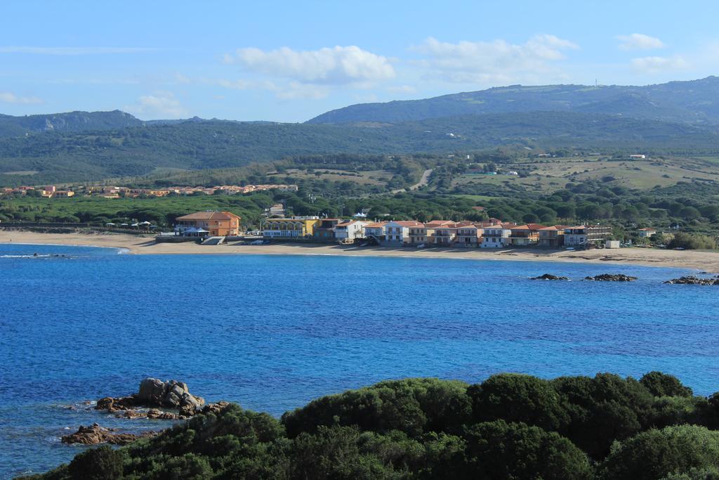 Agriturismo Campesi Casale Tra Le Vigne Aglientu Eksteriør bilde